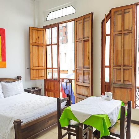 Hotel Colonial Manizales Buitenkant foto